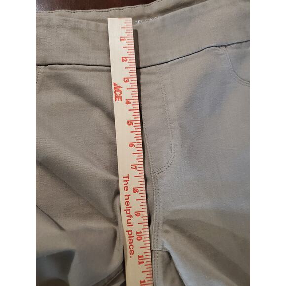 Chicos Womens Pull On Stretch Jeggings Skinny Jeans Size 1 8R Khaki Neutral - Picture 8 of 9